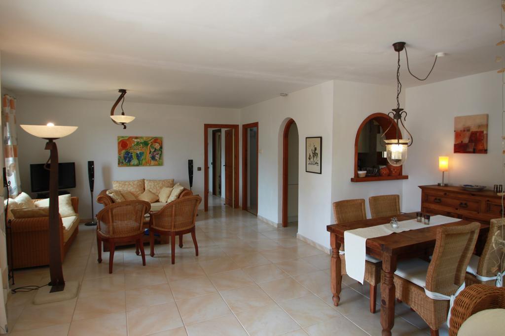 Chrisuli - Well Furnished Villa With Panoramic Views In 莫莱拉 客房 照片
