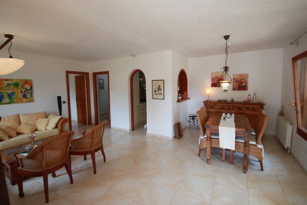 Chrisuli - Well Furnished Villa With Panoramic Views In 莫莱拉 客房 照片